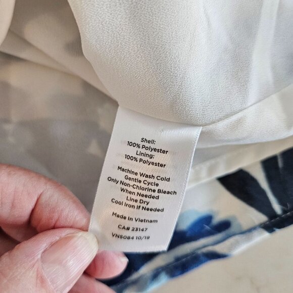 TALBOTS Blue and White Floral Long Sleeve Blouse Pleated Sleeves, Size Small - Picture 6 of 9